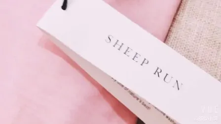 100% Merino Wool Men′s 1/4 Zip Top